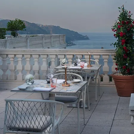 Ξενοδοχείο Nh Collection 5*